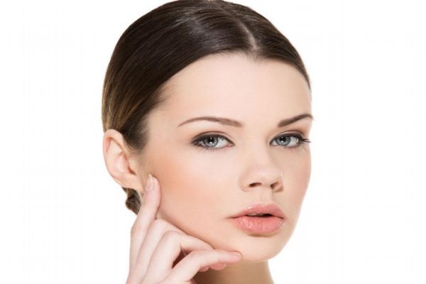 乳液應該怎么涂抹 乳液應該涂多少呢 乳液應該怎么涂抹 乳液應該涂多少呢