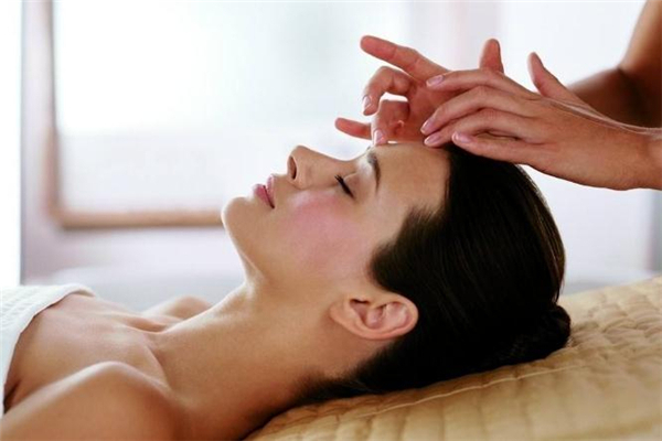 什么膚質不適合灌膚 皮膚過敏可以灌膚嗎 什么膚質不適合灌膚 皮膚過敏可以灌膚嗎