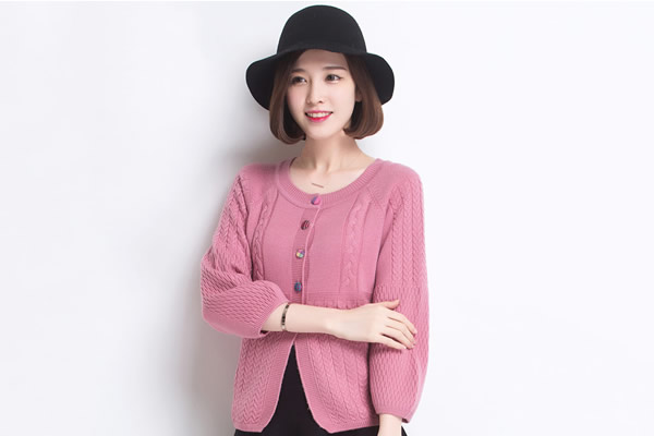 羊毛衫和羊絨衫哪個(gè)更容易起球 羊毛衫和羊絨衫哪個(gè)更貴 羊毛衫和羊絨衫哪個(gè)更容易起球 羊毛衫和羊絨衫哪個(gè)更貴