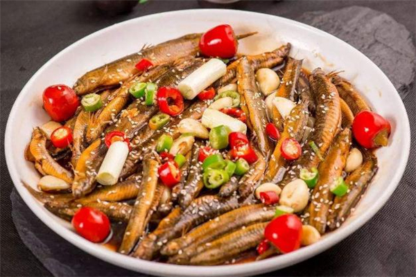 泥鰍吃了會上火嗎 泥鰍是涼性還是熱性 泥鰍吃了會上火嗎 泥鰍是涼性還是熱性