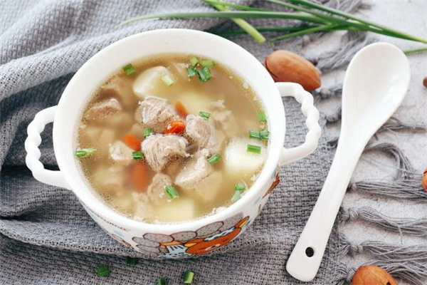 羊肉湯怎么做不膻 羊肉湯怎么煮沒有腥味 羊肉湯怎么做不膻 羊肉湯怎么煮沒有腥味