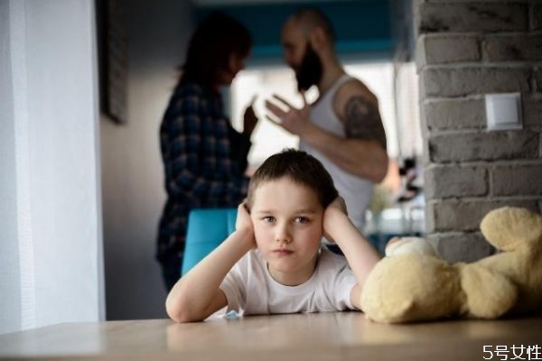 家暴男怕什么樣的女人 家暴的男人最怕什么 家暴男怕什么樣的女人 家暴的男人最怕什么