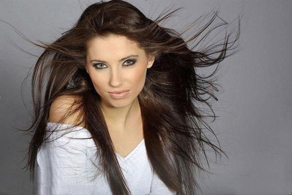 女生長發(fā)多久見一次好 長時間不剪頭發(fā)會怎么樣 女生長發(fā)多久見一次好 長時間不剪頭發(fā)會怎么樣