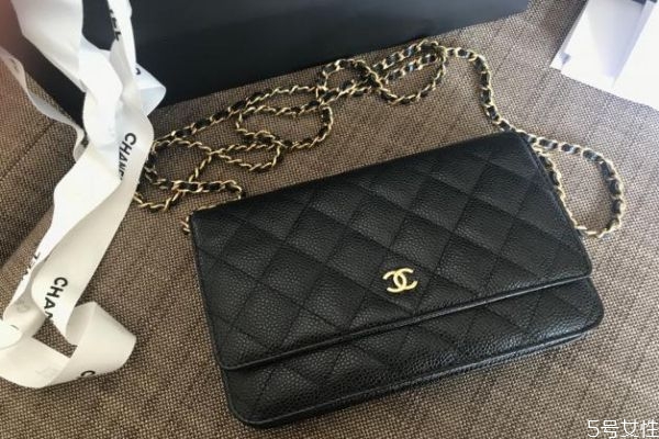 為什么香奈兒那么受女性喜歡呢 香奈兒有什么特點呢 為什么香奈兒那么受女性喜歡呢 香奈兒有什么特點呢