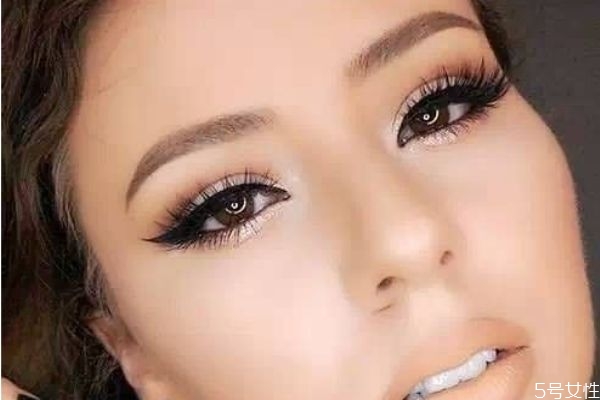 什么是黃金唯美重瞼術(shù)呢 黃金唯美重瞼術(shù)有什么作用呢 什么是黃金唯美重瞼術(shù)呢 黃金唯美重瞼術(shù)有什么作用呢