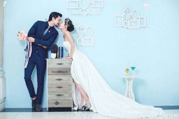 拍婚紗照前的準(zhǔn)備工作有哪些 拍婚紗照之前需要準(zhǔn)備什么 拍婚紗照前的準(zhǔn)備工作有哪些 拍婚紗照之前需要準(zhǔn)備什么