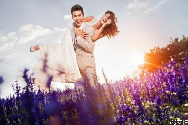 拍婚紗照前的準(zhǔn)備工作有哪些 拍婚紗照之前需要準(zhǔn)備什么 拍婚紗照前的準(zhǔn)備工作有哪些 拍婚紗照之前需要準(zhǔn)備什么