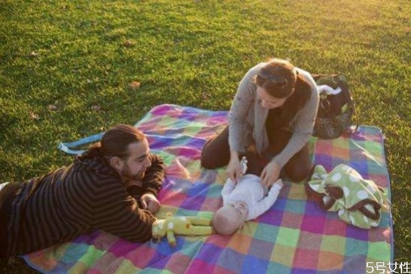 結(jié)婚后跟公婆一起住會怎么樣 應(yīng)不應(yīng)該和公婆住一起 結(jié)婚后跟公婆一起住會怎么樣 應(yīng)不應(yīng)該和公婆住一起