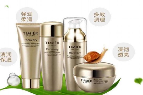 為什么爽膚水永遠(yuǎn)比乳先用完呢 水乳使用比例是多少呢 為什么爽膚水永遠(yuǎn)比乳先用完呢 水乳使用比例是多少呢