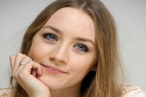 什么是色斑呢 為什么臉上會(huì)出現(xiàn)色斑呢 什么是色斑呢 為什么臉上會(huì)出現(xiàn)色斑呢