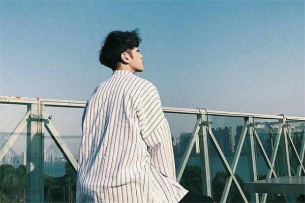 媽寶男結(jié)婚會好起來嗎 為什么不能嫁給媽寶男 媽寶男結(jié)婚會好起來嗎 為什么不能嫁給媽寶男