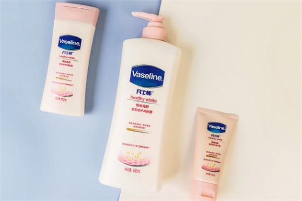 凡士林身體乳真假鑒別 凡士林身體乳真假怎么看 凡士林身體乳真假鑒別 凡士林身體乳真假怎么看