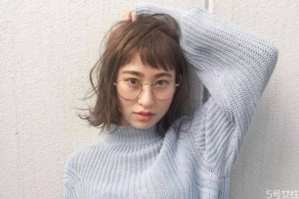 頭發(fā)染什么色顯白 哪款發(fā)色最顯白 頭發(fā)染什么色顯白 哪款發(fā)色最顯白