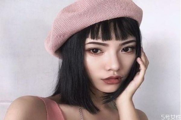 哪些人最適合黑色頭發(fā) 這些黑色發(fā)型顯白又時(shí)尚 哪些人最適合黑色頭發(fā) 這些黑色發(fā)型顯白又時(shí)尚