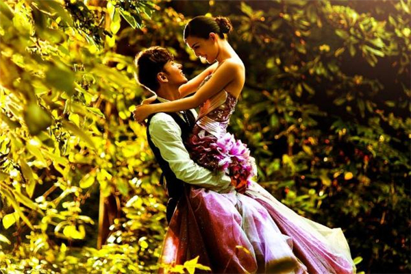 父母反對姐弟戀怎么辦 父母反對的姐弟戀還要堅持嗎 父母反對姐弟戀怎么辦 父母反對的姐弟戀還要堅持嗎