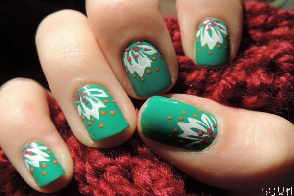 指甲油一般的保存時間是多久呢 如何保存指甲油呢 指甲油一般的保存時間是多久呢 如何保存指甲油呢