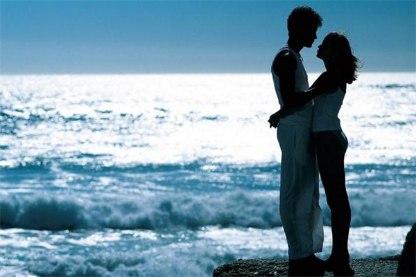 死纏爛打追女生有用嗎 追女生的正確方式 死纏爛打追女生有用嗎 追女生的正確方式