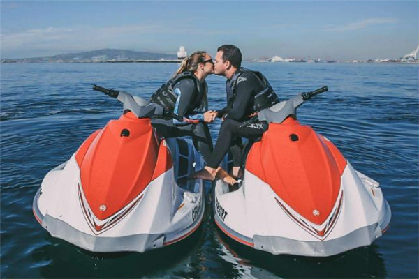 高鐵上怎么要女生微信 高鐵上怎么和旁邊小姐姐搭訕 高鐵上怎么要女生微信 高鐵上怎么和旁邊小姐姐搭訕