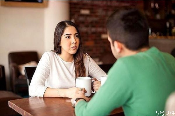 如何不尷尬的結束聊天 如何自然的結束聊天 如何不尷尬的結束聊天 如何自然的結束聊天