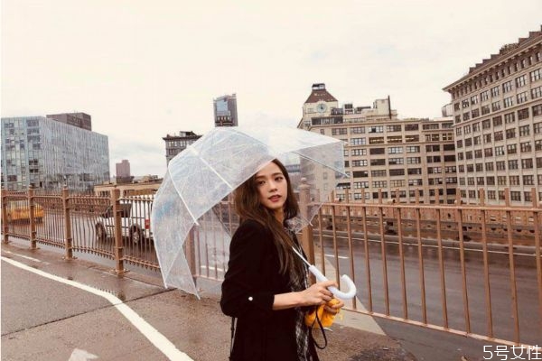 直男喜歡上女生的表現(xiàn)特征 和直男談戀愛的感受 直男喜歡上女生的表現(xiàn)特征 和直男談戀愛的感受