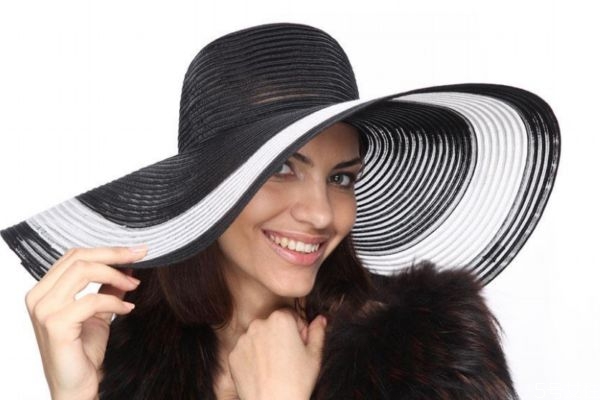 為什么皮膚會發(fā)黃呢 皮膚發(fā)黃是什么原因造成呢 為什么皮膚會發(fā)黃呢 皮膚發(fā)黃是什么原因造成呢