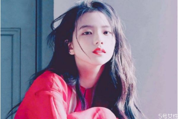 直男喜歡上女生的表現(xiàn)特征 和直男談戀愛的感受 直男喜歡上女生的表現(xiàn)特征 和直男談戀愛的感受