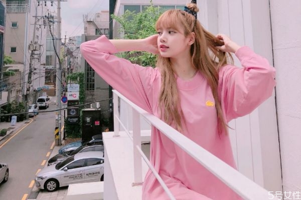 直男喜歡上女生的表現(xiàn)特征 和直男談戀愛的感受 直男喜歡上女生的表現(xiàn)特征 和直男談戀愛的感受