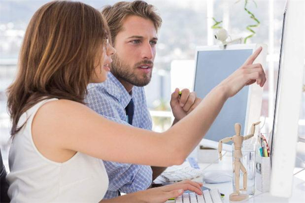 辦公室戀情分手后怎么相處 辦公室戀情分手后要不要辭職 辦公室戀情分手后怎么相處 辦公室戀情分手后要不要辭職