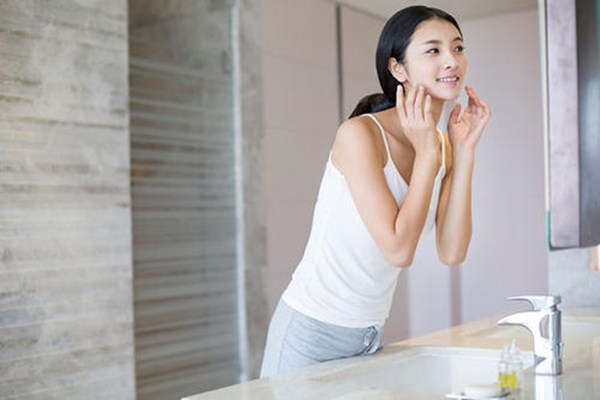 皮膚高度過敏用什么保濕 皮膚高度過敏如何保養(yǎng) 皮膚高度過敏用什么保濕 皮膚高度過敏如何保養(yǎng)