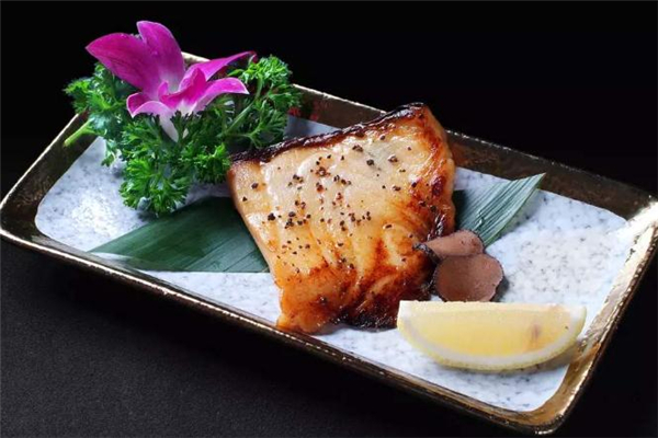 鱈魚怎么煎不會煎散了 鱈魚怎么煎才能不碎 鱈魚怎么煎不會煎散了 鱈魚怎么煎才能不碎