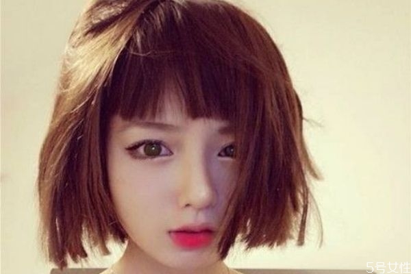 短發(fā)弄什么發(fā)型好看 女生短發(fā)怎么扎 短發(fā)弄什么發(fā)型好看 女生短發(fā)怎么扎