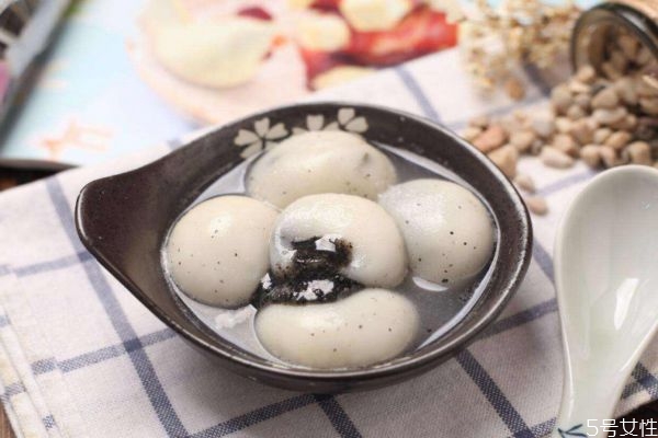 湯圓是什么做的呢 湯圓有什么營(yíng)養(yǎng)價(jià)值呢 湯圓是什么做的呢 湯圓有什么營(yíng)養(yǎng)價(jià)值呢