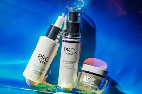 olay超a瓶精華和小白瓶是一樣的嗎 olay超a瓶有煙酰胺嗎 olay超a瓶精華和小白瓶是一樣的嗎 olay超a瓶有煙酰胺嗎