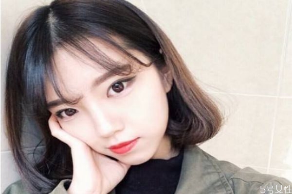 短發(fā)弄什么發(fā)型好看 女生短發(fā)怎么扎 短發(fā)弄什么發(fā)型好看 女生短發(fā)怎么扎