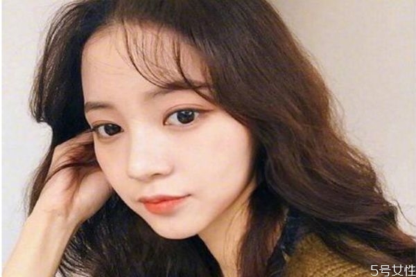 女人什么發(fā)型最減齡 弄這些發(fā)型才最減齡 女人什么發(fā)型最減齡 弄這些發(fā)型才最減齡