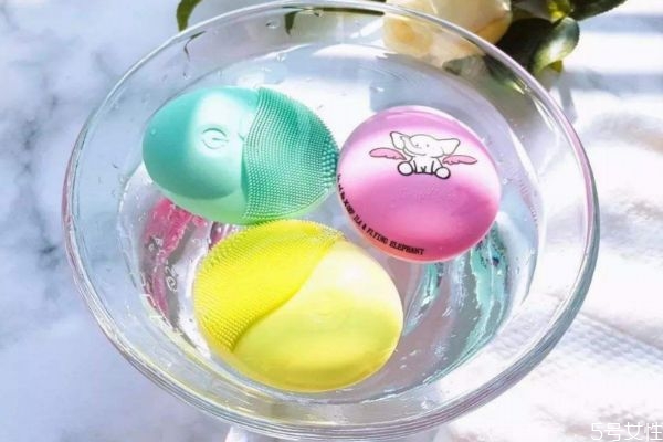 什么是潔面儀呢 潔面儀有用嗎 什么是潔面儀呢 潔面儀有用嗎