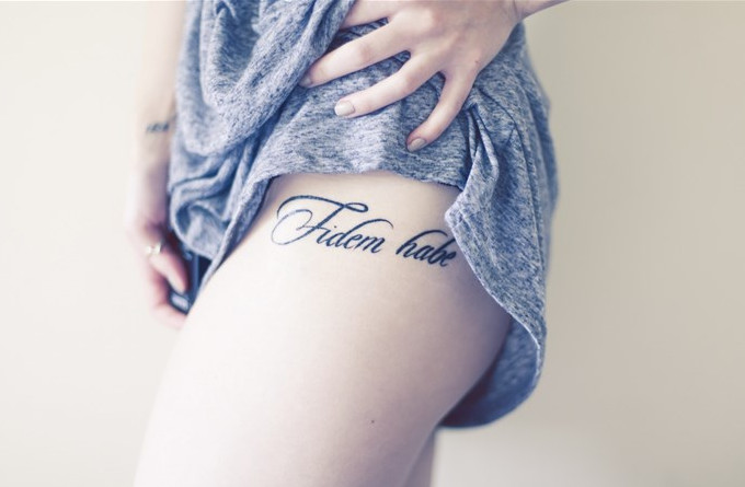 鴿子血紋身真的隱形嗎 鴿子血紋身效果圖 鴿子血紋身真的隱形嗎 鴿子血紋身效果圖