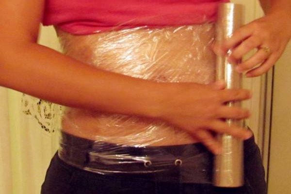 保鮮膜減肥多久見效 保鮮膜減肥要裹多久 保鮮膜減肥多久見效 保鮮膜減肥要裹多久