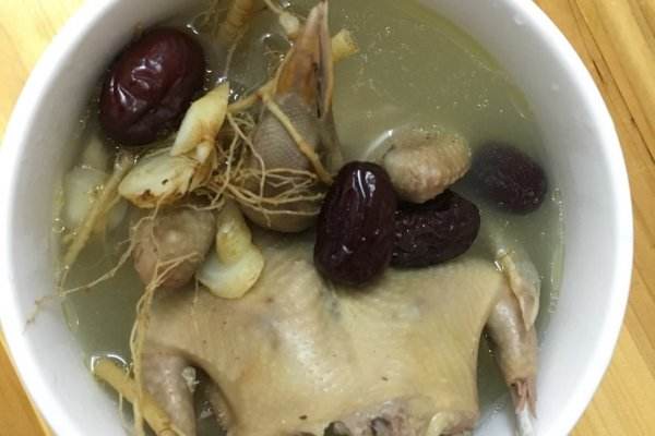 鴿子湯怎么燉最補 核桃燉鴿子湯怎么做 鴿子湯怎么燉最補 核桃燉鴿子湯怎么做