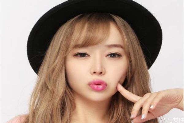 什么是發(fā)際線呢 為什么發(fā)際線會上移呢 什么是發(fā)際線呢 為什么發(fā)際線會上移呢