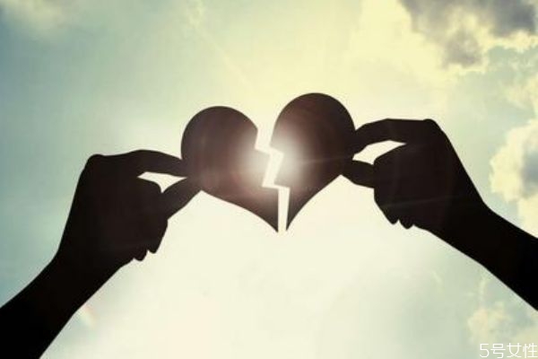 如何和平分手呢 分手應(yīng)該當(dāng)面說嗎 如何和平分手呢 分手應(yīng)該當(dāng)面說嗎