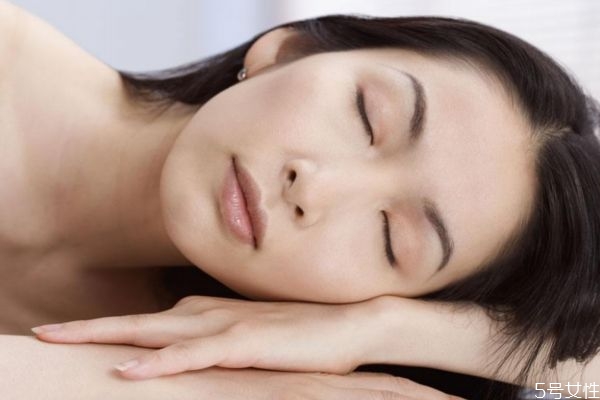 皮膚衰老是從什么時候開始的呢 如何正確護(hù)膚呢