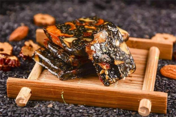 阿膠糕冷凍可以放多久 阿膠糕冷凍了幾年的可以吃嗎 阿膠糕冷凍可以放多久 阿膠糕冷凍了幾年的可以吃嗎