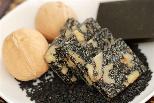 阿膠糕變硬了怎么變軟 阿膠糕變硬了還能吃嗎 阿膠糕變硬了怎么變軟 阿膠糕變硬了還能吃嗎