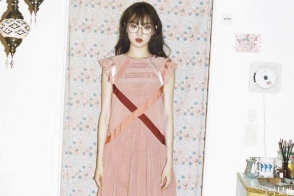 怎么跟有錢男人交往 跟有錢人交往注意什么 怎么跟有錢男人交往 跟有錢人交往注意什么