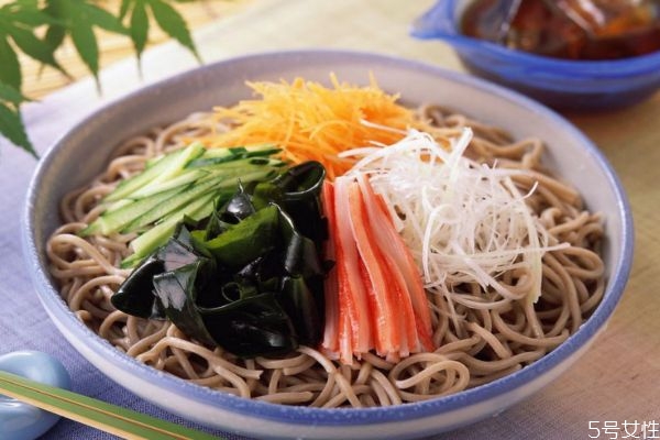 淋巴炎造成的原因有什么呢 為什么會(huì)形成淋巴炎呢 淋巴炎造成的原因有什么呢 為什么會(huì)形成淋巴炎呢