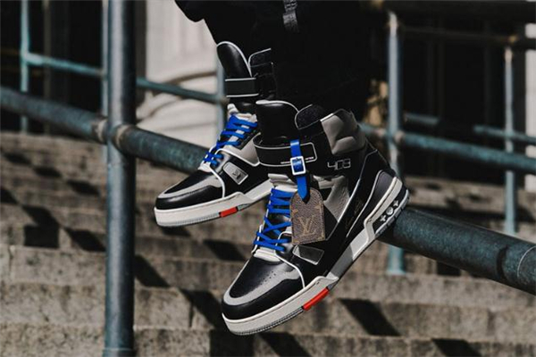 lv 408 trainer什么時候發(fā)售-lv 408 trainer在哪買 lv 408 trainer什么時候發(fā)售-lv 408 trainer在哪買