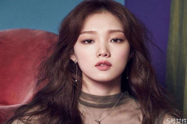 怎么跟有錢男人交往 跟有錢人交往注意什么 怎么跟有錢男人交往 跟有錢人交往注意什么