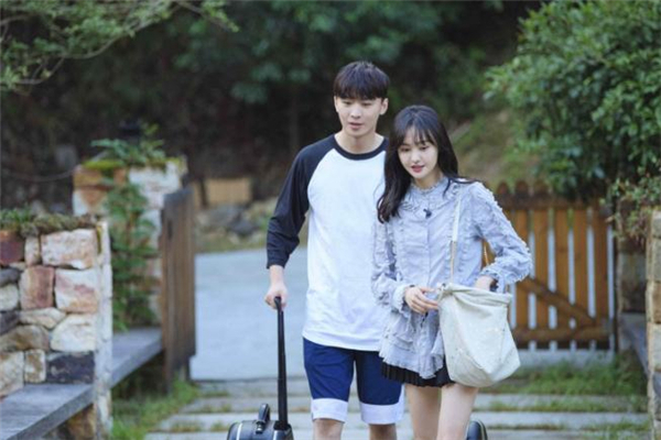 戀愛中女生哪種行為算作 女生在戀愛中很作的表現(xiàn) 戀愛中女生哪種行為算作 女生在戀愛中很作的表現(xiàn)