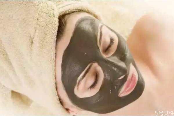 敷完清潔面膜后要洗臉嗎 敷完清潔面膜后護(hù)膚步驟 敷完清潔面膜后要洗臉嗎 敷完清潔面膜后護(hù)膚步驟